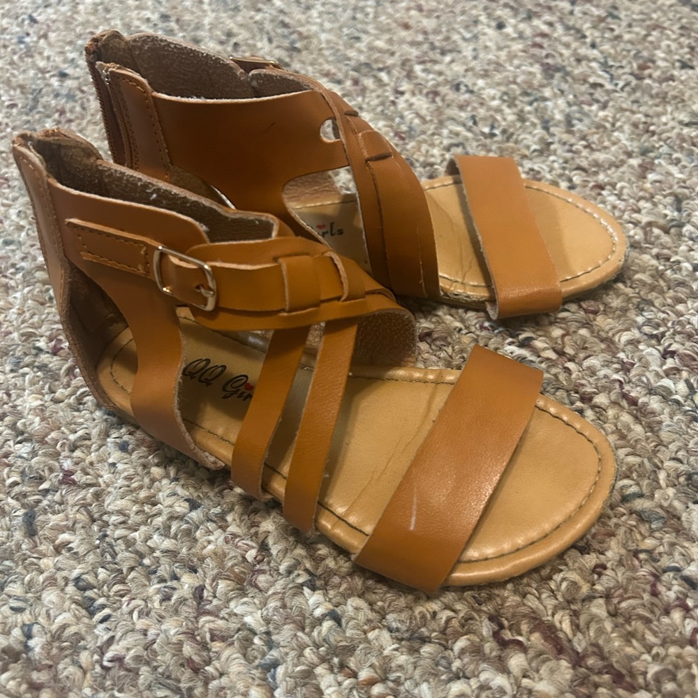 Cat & Jack Tan Girls Strappy Gladiator Sandals
